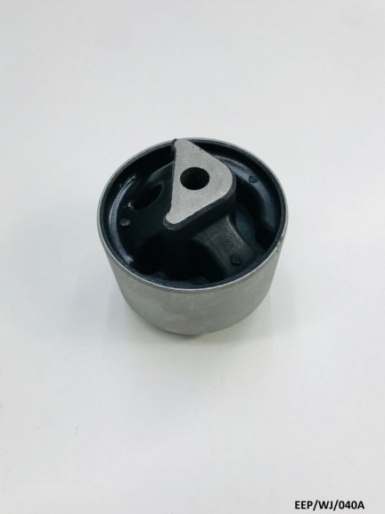 Right Engine Mount Bush for Jeep Grand Cherokee WJ 4.7L 1999-2004 EEP/WJ/040A