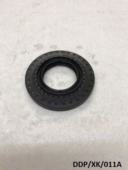 OEM Front Left Axle Shaft Seal for Jeep Commander XK 2006-2010  DDP/XK/011A