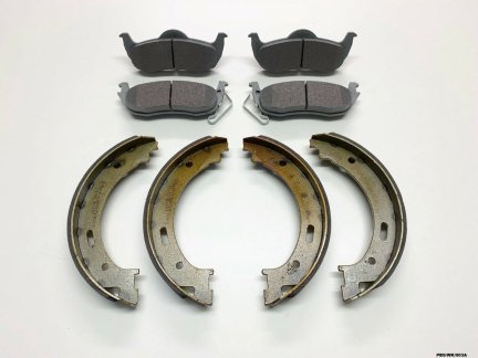 Rear Pads & Parking Brake Shoes for Jeep Grand Cherokee WK 2005-2010 PBS/WK/003A
