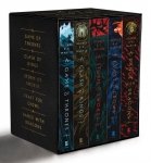 A Game of Thrones 5-Book Boxed Set (Song of Ice and Fire Series). A Game of Thrones / A Clash of Kings / A Storm of Swords / A F