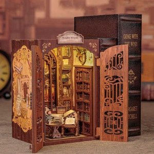 Miniaturowy domek mini Book Nook  Klub książki
