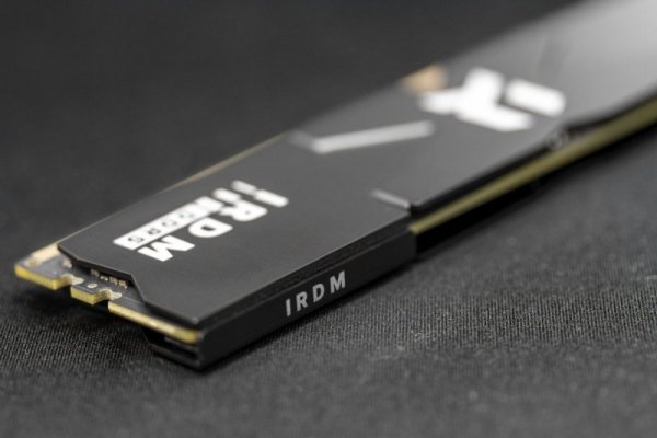 GOODRAM Pamięć DDR5 IRDM 16GB(1*16GB)/8000 CL36 czarna