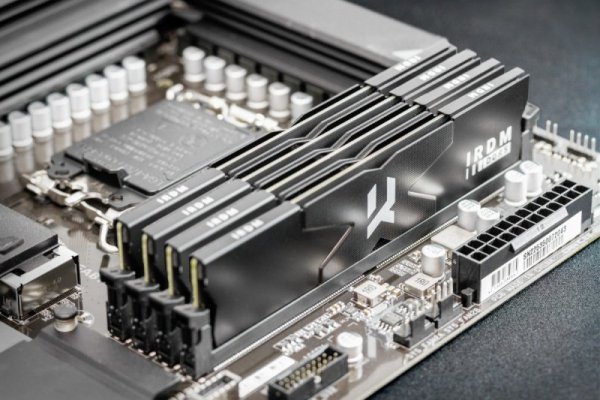 GOODRAM Pamięć DDR5 IRDM 16GB(1*16GB)/8000 CL36 czarna