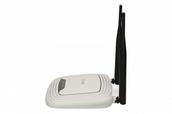 TP-LINK WR841N router xDSL WiFi N300 (2.4GHz) 1xWAN 4x10/100 LAN 2x5dBi (SMA)