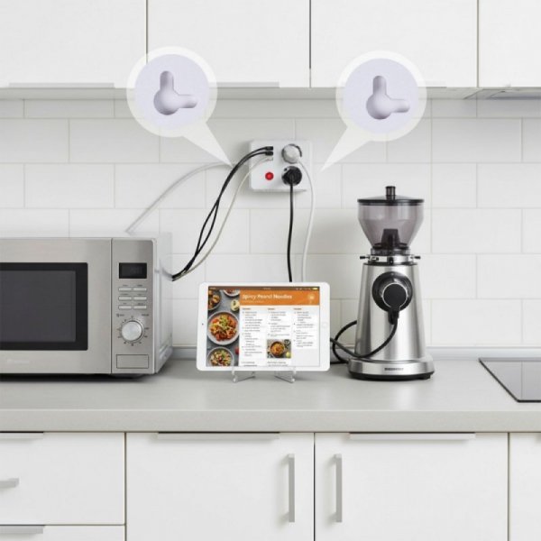 Maclean Listwa zasilająca 2 gniazda MCE387 W 3xUSB, 110-240V AC 50/60Hz, 2.1A max 2500W, 1.5m, biała