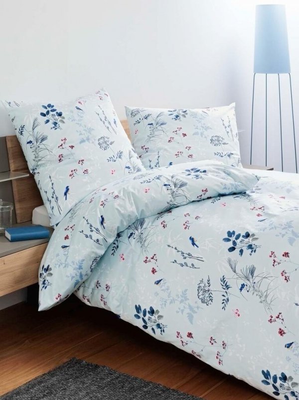 Janine mako-satin Moments 98126 eisblau 135x200
