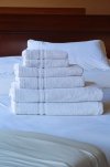 Ręcznik hotelowy z bordiurą