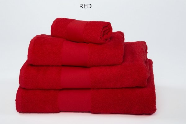 zestaw czerwonych ręczników RED