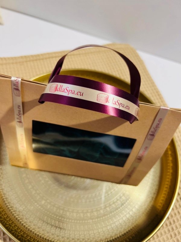 Ręczniczek w torebce papierowej ze wstążką