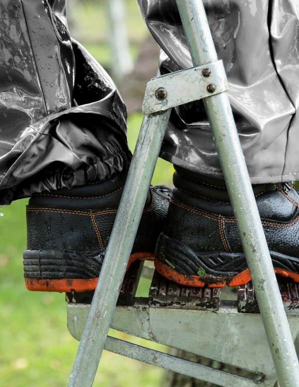 WATERPROOF OVERALLS 104