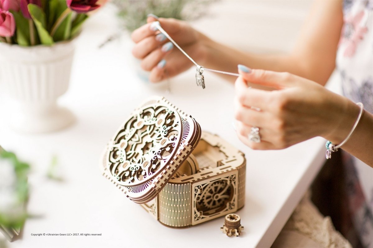 Puzzle 3D Drewniane Skrzynia Skarbów uGEARS