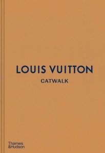 Louis Vuitton Catwalk wer. angielska