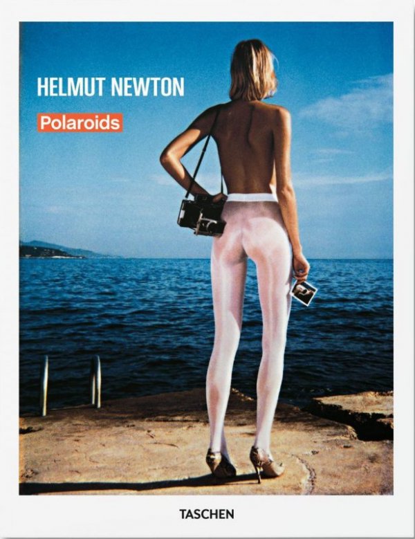 Helmut Newton. Polaroids wer. angielska