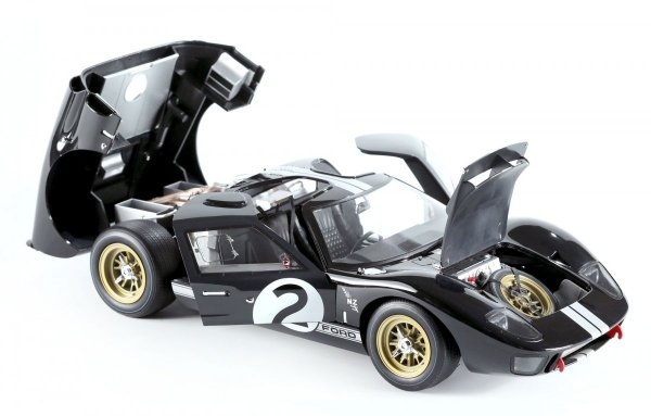 Meng RS-003 Ford GT40 Mk.II '66 Champion Pre-Colored Edition 1/12