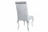 Tapicerowane jasne welurowe wytworne krzesło na stylizowanych nogach