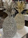 Dekoracyjna figurka srebrnego ananasa z kryształkami - Wytworna ozdoba dla salonu pełnego elegancji