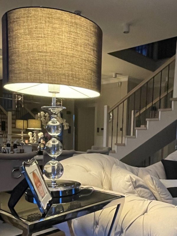 Super elegancka Lampa stołowa 3 szklane kule