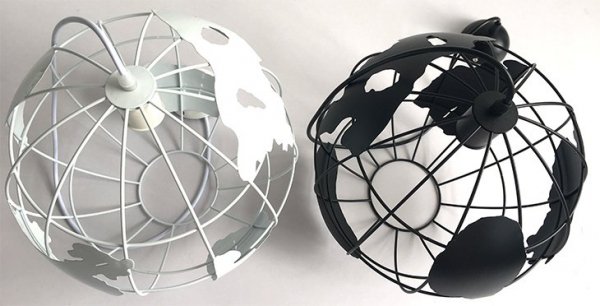 Sufitowa lampa World Map z metalu czarna industrialna 28 cm