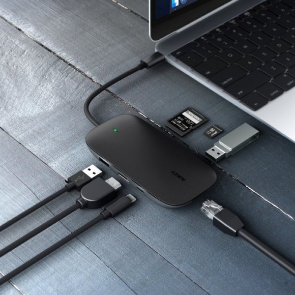 AUKEY CB-C71 aluminiowy HUB USB-C | 8w1 | RJ45 Ethernet 10/100/1000Mbps | 3xUSB 3.1 | HDMI 4k@30Hz | SD i microSD | USB-C Power 