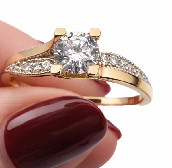  Pierścionek z kamieniami R.17  złoto 585 