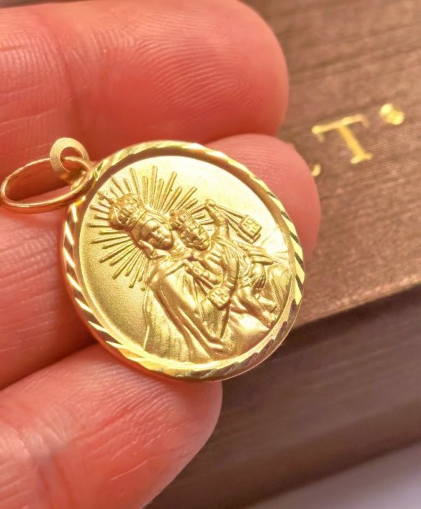 Medalik duży Częstochowska złoto 585