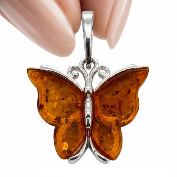 Wisior motyl z bursztynem srebro 925