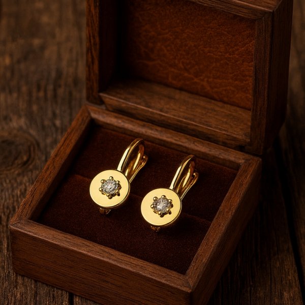 Kolczyki z kamieniem o szlifie brylantowym złoto 585 