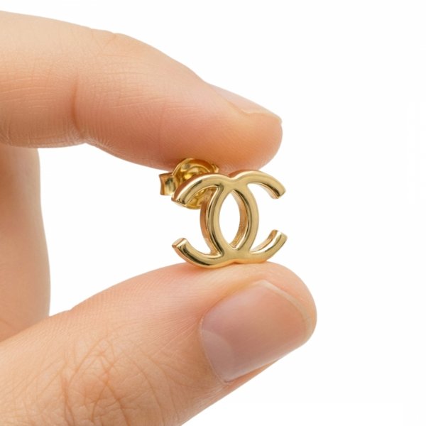 Kolczyki sztyft z motywem geometrycznym złoto 585