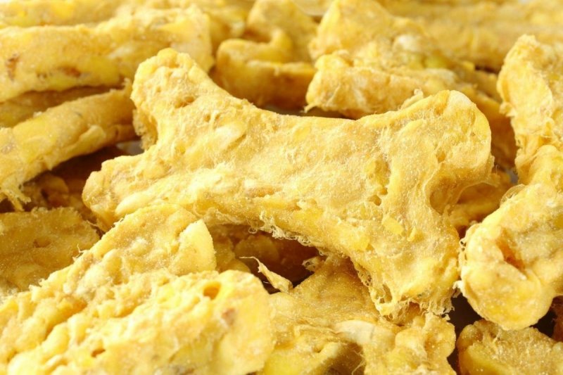BOW WOW 301A naturalna kość Wołowina i kurza wątróbka z Juką 30szt. Przysmak dla psa