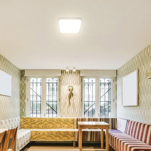 Oprawa sufitowa plafoniera V-TAC 18W LED SAMSUNG CHIP kwadrat 25x25cm natynkowy IP44 biały VT-8618 3000K 1830lm 5 lat gwarancji