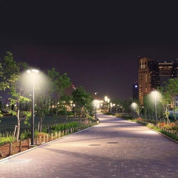 Oprawa ogrodowa V-TAC solarna 7,5W czujnik ruchu timer pilot IP65 VT-45W 4000K 1000lm