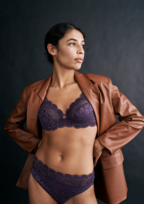 Majtki figi damskie Amourette 300 Magic Wire Tai 02 fioletowe Triumph