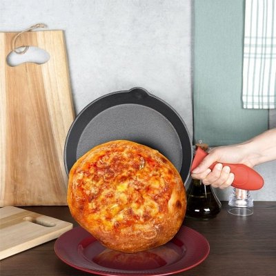 PATELNIA ŻELIWNA 25cm Z SILIKONOWĄ NAKŁADKĄ CAST LINE 199035