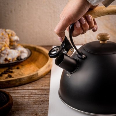 CZAJNIK 2,5L Z GWIZDKIEM KINGHOFF KH-1999 CZARNY MAT