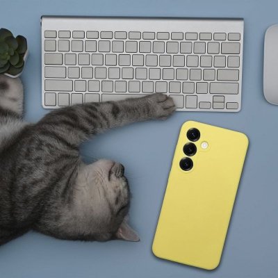 Futerał do Samsung S26 Silicone 2mm zgodny z MagSafe żółty