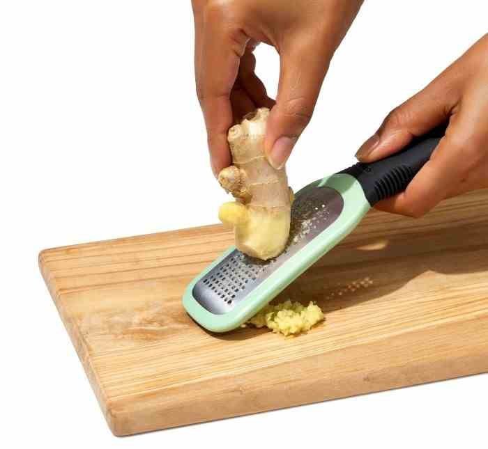 Oxo-tarka do Imbiru i Czosnku Zielona Good Grips