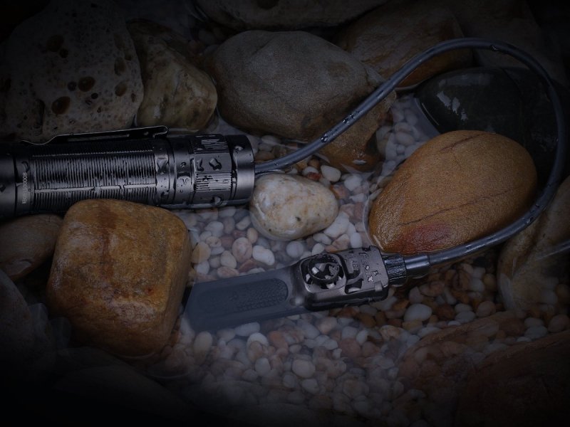 Włącznik na kablu żelowy Fenix AER-05