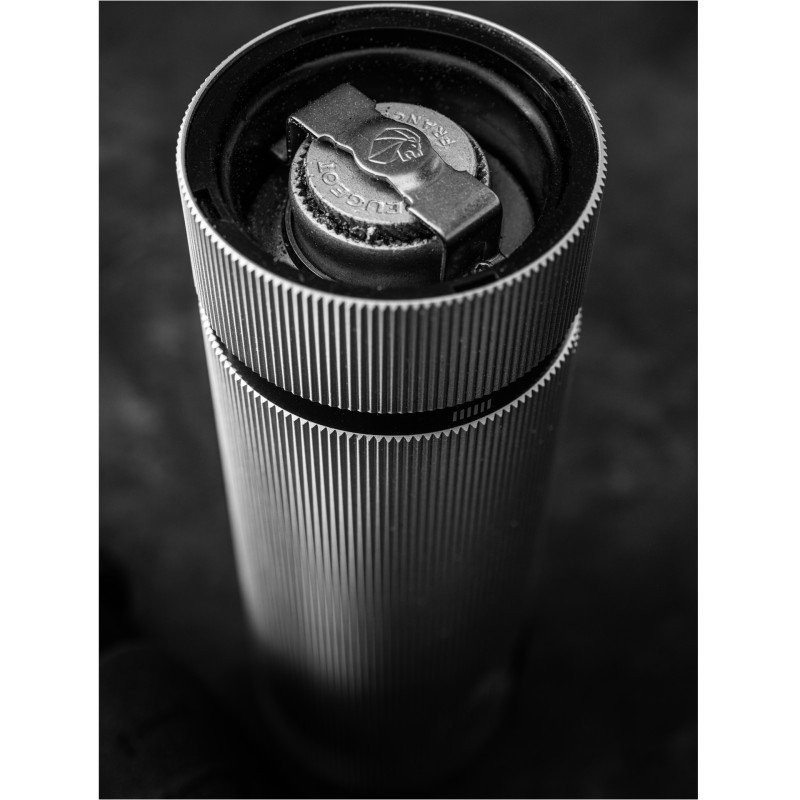 LINE ELECTRIC Młynek do pieprzu Carbon 15 cm, u`se