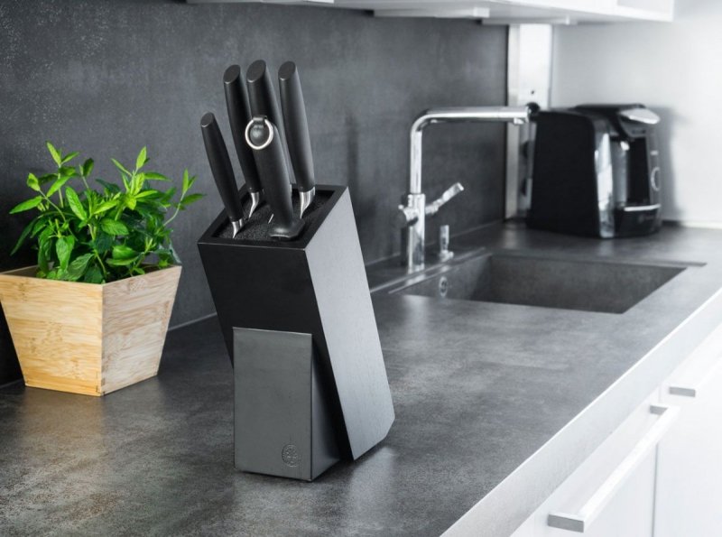 Drewniany blok na noże Boker Gusto Wood Black