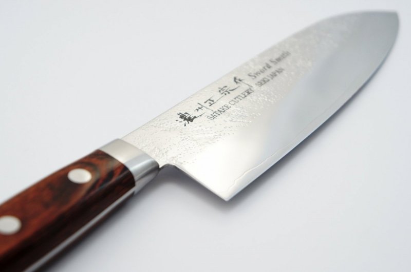 Nóż Santoku 17 cm Satake Unique