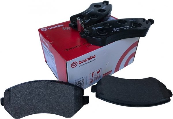 Klocki hamulcowe przednie BREMBO Jeep Liberty -2007