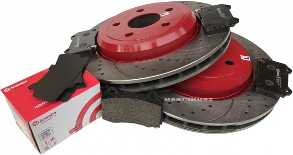 Tylne WIERCONE nacinane tarcze RED oraz klocki hamulcowe BREMBO Dodge Durango SRT Hellcat