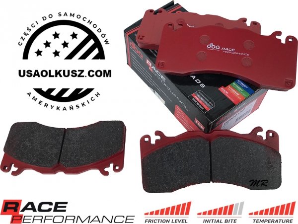 Przednie klocki RACE PERFORMANCE + dwuczęściowe pływające tarcze hamulcowe DBA seria 5000 T3 Ford Mustang 5,0 V8 2015-