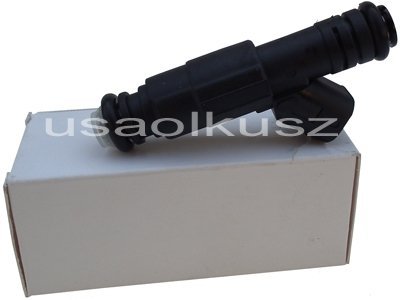 Wtryskiwacz paliwa Dodge Durango 4,7 V8 2001-