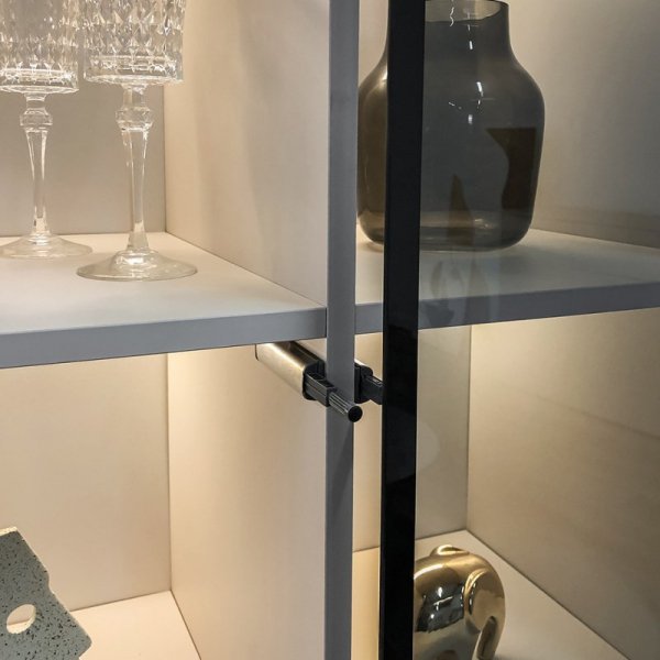 Witryna stojąca FIGO 04 czarny