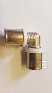 KOLANO 90ST ZAPRASOWYWANE 40MM (SZT)