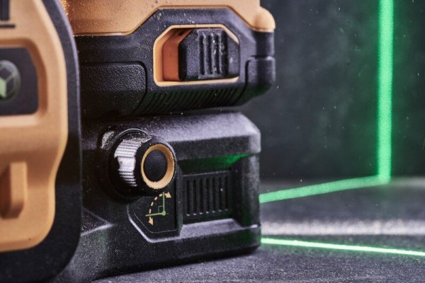 LASER LINIOWY 3-PŁASZCZYZNOWY 12/18V  ZIE. WIĄZKA XR 1*2.0AH (1 SZT)