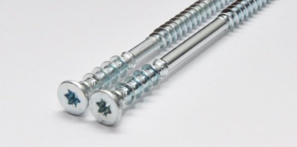 WKRĘT DYSTANSOWY Z ŁBEM STOŻKOWYM 6*90MM TORX (1 STO)