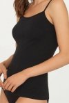Gatta 610 Camisole – koszulka, która zapewnia swobodę ruchów i elegancję w codziennych stylizacjach.