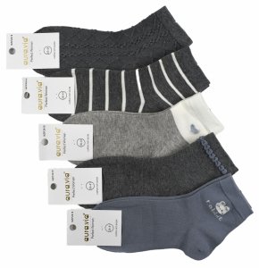 Skarpety damskie z delikatnym wzorem – elegancki minimalizm 38-41 